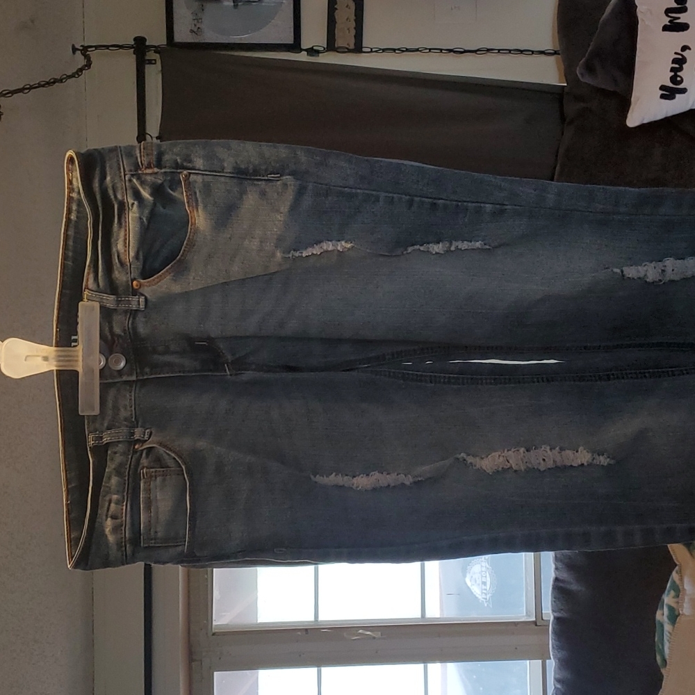 Alloy never worn size 7x35